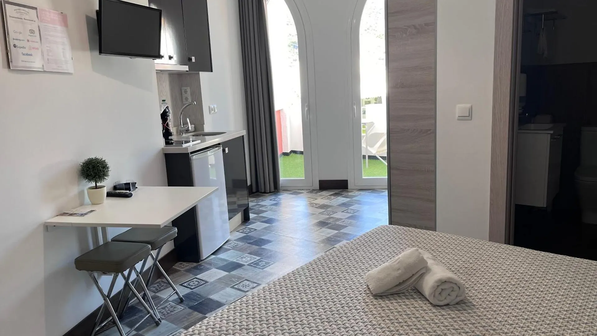 Balcones De Bentomiz Lejlighedshotel Velez Malaga